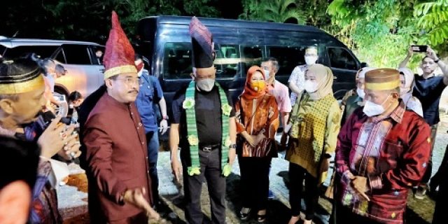 Dukung Reboisasi Kawasan Bandara Toraja, Ketua DPD RI Minta KKOP Diperhatikan