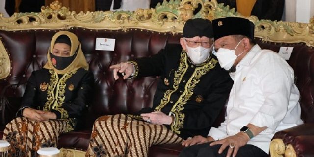 Diberi Gelar Kehormatan, Ketua DPD RI Puji Karaton Sumedang Larang Tetap Jaga Adat di Tengah Globalisasi