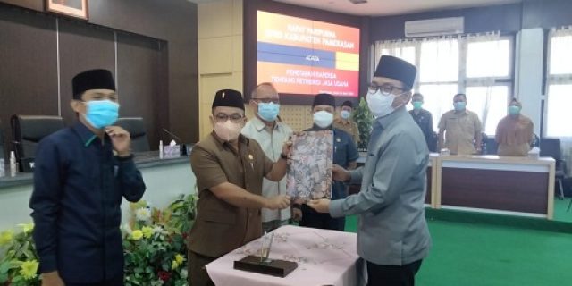 DPRD Pamekasan Gelar Paripurna Penetapan Retribusi Jasa Usaha