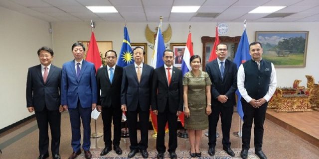 KBRI Madrid Menjadi Tuan Rumah Peringatan ASEAN DAY 2022 Yang Meriah