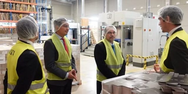 Kertas Indonesia di Spanyol, disukai karena berkualitas dan harganya kompetitif Kertas Indonesia di Spanyol, disukai karena berkualitas dan harganya kompetitif