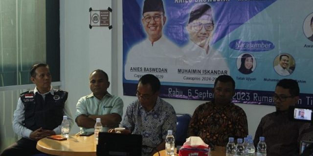 Penyegaran Relawan Anies Baswedan Usai Deklarasi: Diskusi Di Kafe Sosial Pedjuang Duren Tiga Penyegaran Relawan Anies Baswedan Usai Deklarasi: Diskusi Di Kafe Sosial Pedjuang Duren Tiga