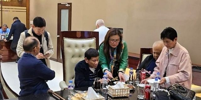 Mengapa Filipina menangkap mantan Presiden Duterte berdasarkan surat perintah ICC?