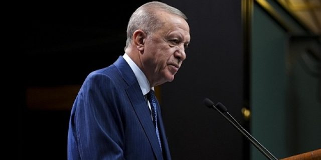 Erdogan: Turki memantau dengan cermat kecelakaan helikopter Presiden Iran