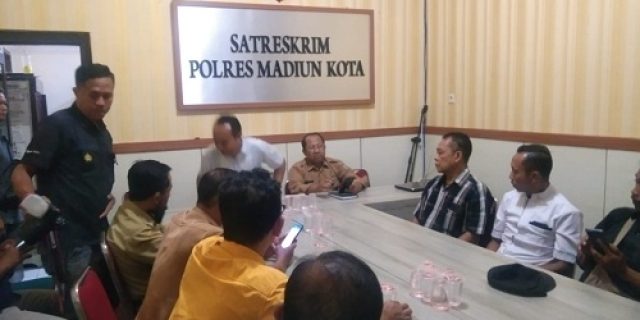 Kesepakatan Damai Antara Warga Dan Oknum Anggota Pencak Silat Di Madiun Kesepakatan Damai Antara Warga Dan Oknum Anggota Pencak Silat Di Madiun