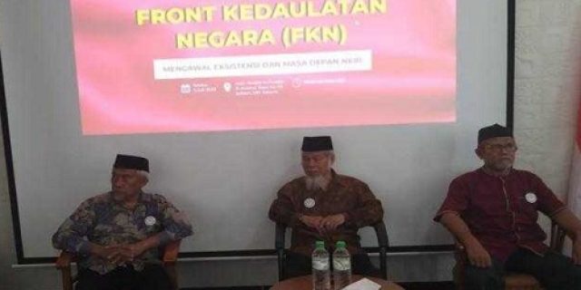 Front Kedaulatan Negara Dideklarasikan: Tritura Kembali Disuarakan Front Kedaulatan Negara Dideklarasikan: Tritura Kembali Disuarakan