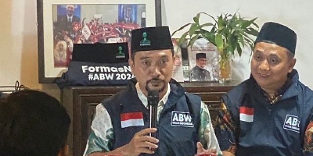 Ketua FormasNU Sesalkan Kriminalisasi Pasangan Gus Imin oleh KPK Ketua FormasNU Sesalkan Kriminalisasi Pasangan Gus Imin oleh KPK
