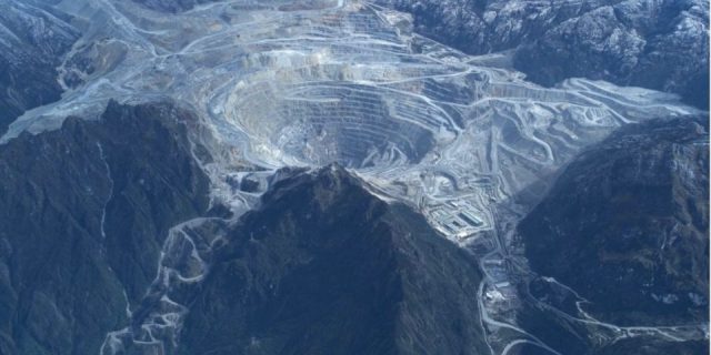 Presiden Jokowi Tak Bisa Mempercepat Perpanjang IUPK PT Freeport Indonesia, Bahlil Ngawur