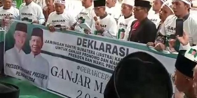 Dihadiri Lebih Dari Ratusan Peserta, JASTRA Lampung Selatan Deklarasi Dukungan Untuk Ganjar-Mahfud Dalam Momen Haul Syekh Abdul Qodir Al-Jailani Dihadiri Lebih Dari Ratusan Peserta, JASTRA Lampung Selatan Deklarasi Dukungan Untuk Ganjar-Mahfud Dalam Momen Haul Syekh Abdul Qodir Al-Jailani