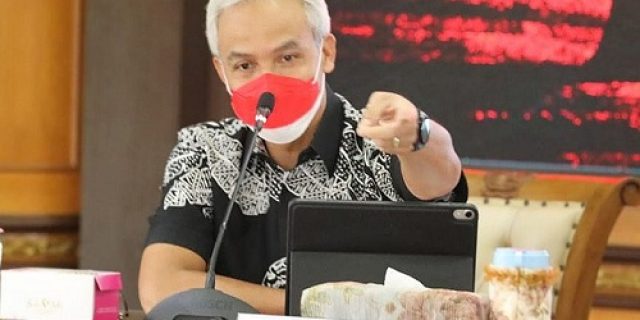 Ganjar Ingat Gus Dur Saat Lihat Gus Yahya