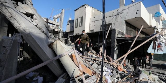 Jauh lebih buruk daripada apartheid : Mantan aktivis Zionis dan pro-Israel mengecam kebrutalan terhadap warga Palestina