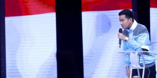 Sikap Berdebat Yang “Songong” dan “Cringe”