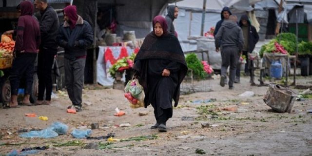 Houthi ancam Israel blokir bantuan saat rumah sakit di Gaza kehabisan bahan bakar Houthi ancam Israel blokir bantuan saat rumah sakit di Gaza kehabisan bahan bakar