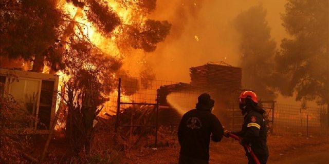 Perubahan iklim memicu kebakaran hutan di wilayah Mediterania Timur yang rentan, para ilmuwan Yunani memperingatkan Perubahan iklim memicu kebakaran hutan di wilayah Mediterania Timur yang rentan, para ilmuwan Yunani memperingatkan