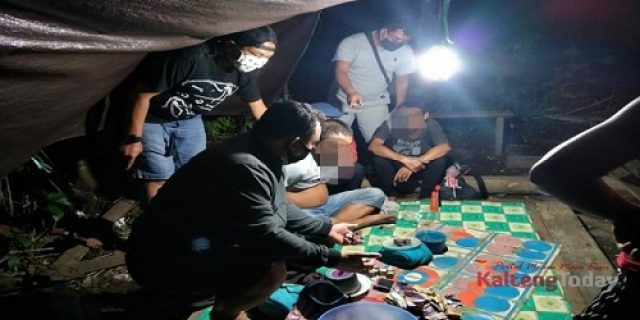 Sutoyo Abadi: Wajah Politisi Dadu Sintir