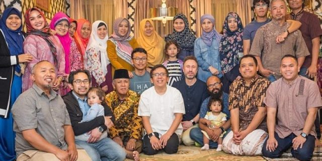 Catatan Perjalanan: Menikmati sensasi bukber di negeri Donald Trumph