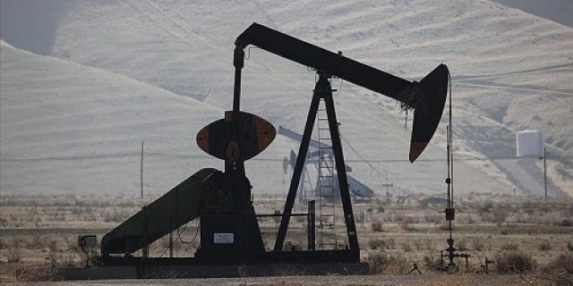 Trump mengatakan ia ingin jaringan pipa Keystone XL dibangun, setelah lama ditentang karena masalah perubahan iklim