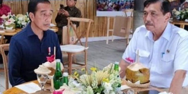 Jokowi dan LBP Tiba Saatnya Akan Ditangkap Rakyat Jokowi dan LBP Tiba Saatnya Akan Ditangkap Rakyat