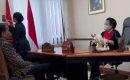 Ahmad Cholis Hamzah: Kejengkelan Bu Mega Ditujukan Ke Jokowi?