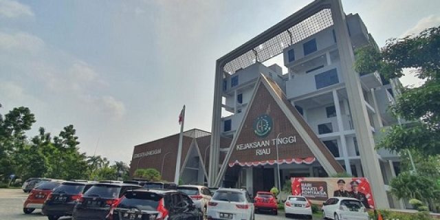 Kejati Riau Hentikan Penyidikan Kasus Bansos Siak Tuai Kecaman, CERI: Antiklimaks Kejati Riau Hentikan Penyidikan Kasus Bansos Siak Tuai Kecaman, CERI: Antiklimaks