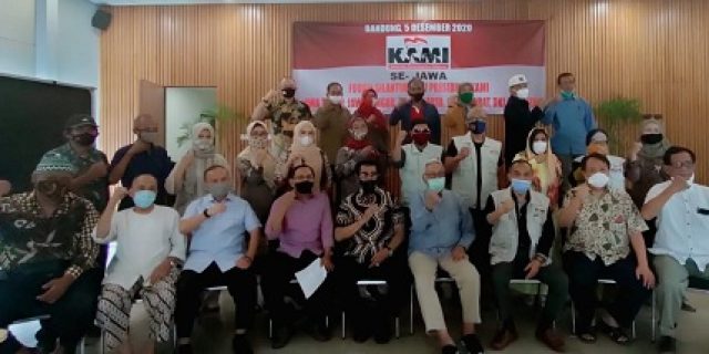 KAMI Lintas Propinsi Desak Menkeu Sri Mulyani Mundur
