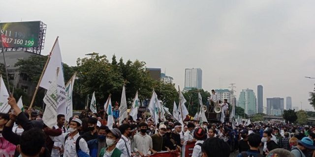 KAMMI Aksi Jalan Mundur Menuju DPR/MPR, Seperti Demokrasi Kita Mundur