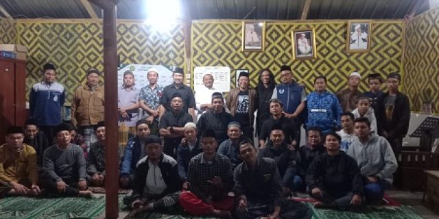 Kenang Korban Tragedi Kanjuruhan, Aremania Ngajum Kirim Doa Bersama