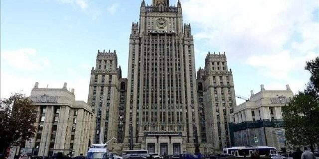 Rusia prihatin dengan ‘eskalasi berbahaya’ di Timur Tengah di tengah serangan Iran terhadap Israel