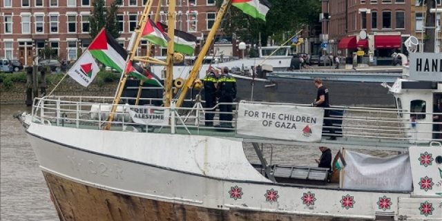 Kapal bantuan kemanusiaan Norwegia menuju Gaza berlabuh di Belanda Kapal bantuan kemanusiaan Norwegia menuju Gaza berlabuh di Belanda