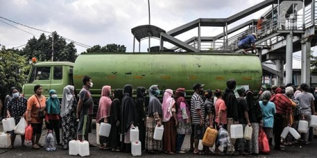 Negara Cabut Subsidi Migor, Adi Supriadi : Jokowi Gagal Melawan Mafia Minyak Goreng