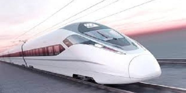 Vietnam Membangun Kereta Api Cepat Tanpa Dana Asing