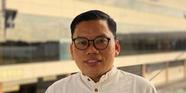 M.Chozin Amirullah: Sholawat Asghil Itu. Ditiupkan di Jogja, Dihentakkan di Malang M.Chozin Amirullah: Sholawat Asghil Itu. Ditiupkan di Jogja, Dihentakkan di Malang