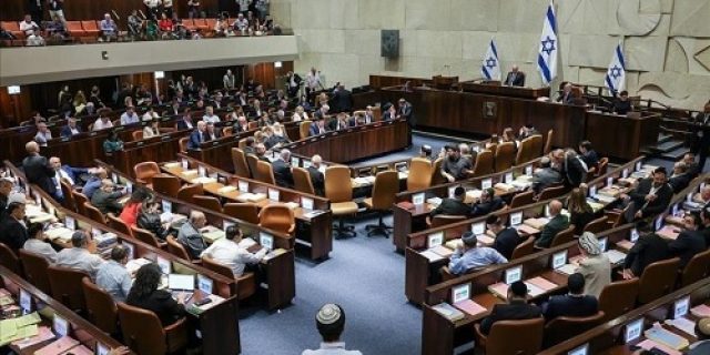 Parlemen Israel menyetujui usulan untuk membahas pemecatan jaksa agung