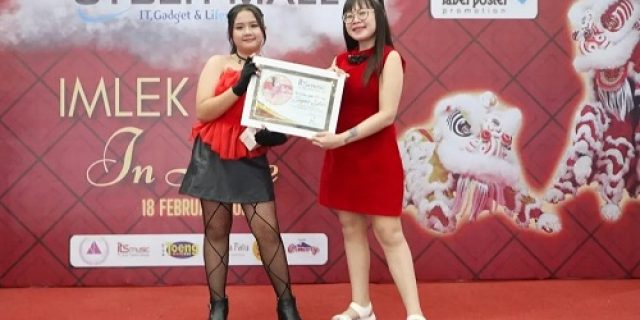 Ratna Koin kembali ciptakan lagu anak gandeng Valerie, penyanyi cilik asal Malang Ratna Koin kembali ciptakan lagu anak gandeng Valerie, penyanyi cilik asal Malang