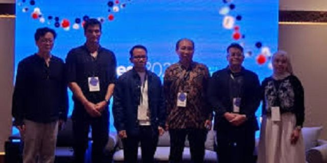 Kolaborasi Manusia Dan AI: Refleksi Era Digital di IdeaFest 2025 Kolaborasi Manusia Dan AI: Refleksi Era Digital di IdeaFest 2025