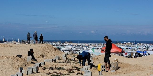 Hamas menanggapi kesepakatan gencatan senjata di Gaza, Blinken mengatakan kesepakatan ‘mungkin’