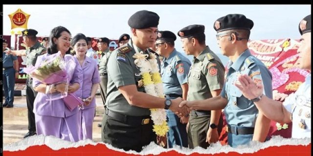 Pencopotan Kunto, Prabowo Dipersimpangan: Bersama Rakyat Atau Tunduk Pada Jokowi Pencopotan Kunto, Prabowo Dipersimpangan: Bersama Rakyat Atau Tunduk Pada Jokowi