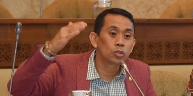 Kamrussamad: Suntikan Dana Rp 20 Triliyun Ke PT Jiwasraya Lebih Baik Dialihkan Untuk Menangani Covid-19