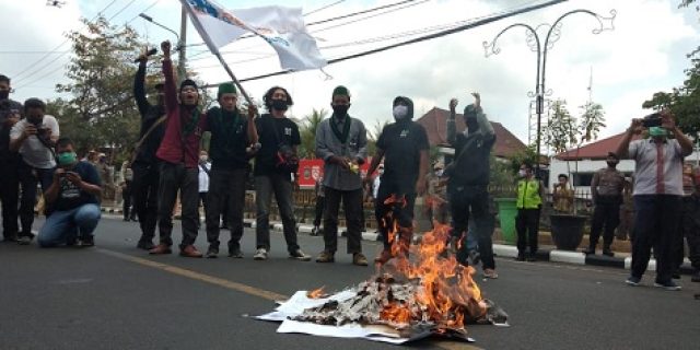 Tuntut Kinerja Pemerintah Lebih Baik, Poros Suwandak Gelar Aksi