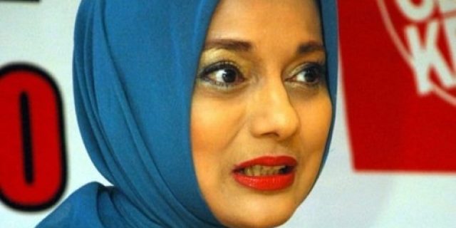 Marissa Haque, Sang Mujahidah!