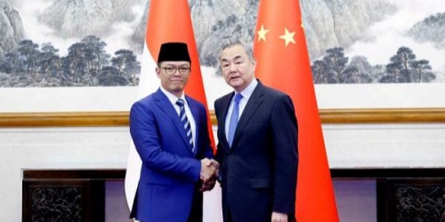 Indonesia Mendekat Pada China