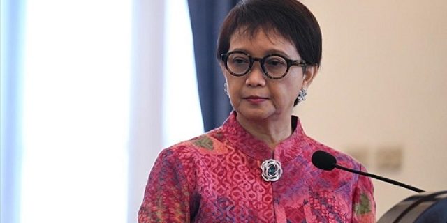 Menlu Retno Marsudi mengatakan Israel harus menarik diri dari wilayah Palestina, pendudukan Israel “ilegal” Menlu Retno Marsudi mengatakan Israel harus menarik diri dari wilayah Palestina, pendudukan Israel “ilegal”