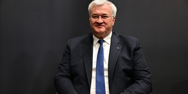 Ukraina mendesak percepatan upaya perdamaian dengan sekutu