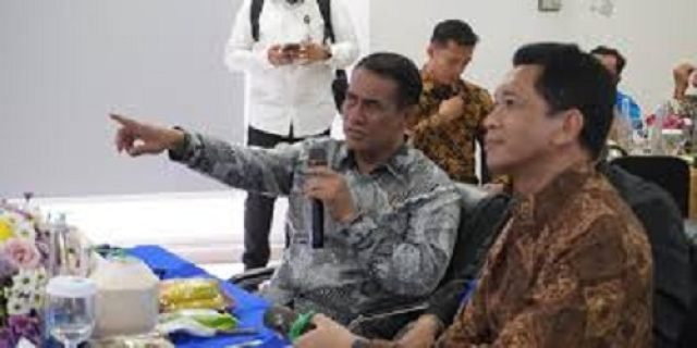 Menteri Amran di ITS