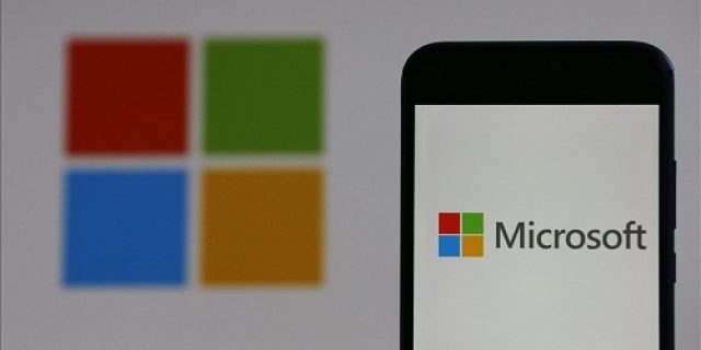 Microsoft memecat 4 karyawan setelah protes terkait Israel dan pembobolan kantor di Washington