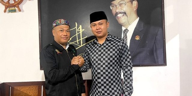 Kades Jangkong-Legung Barat Apresiasi Dinas PU Bina Marga dan Tata Ruang Sumenep Cepat Perbaiki Jalan Kabupaten