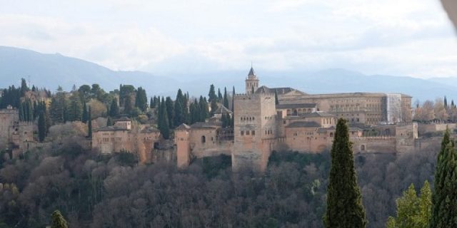 Alhambra Surga Yang Diturunkan Ke Bumi