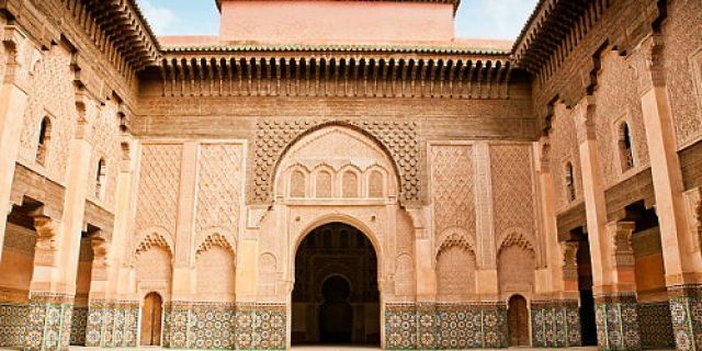 Di Beranda Istana Alhambra (24 – Jejak Al Murabitun di Andalusia)