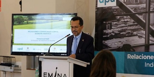 Menjaring Investor dan Importir Spanyol di Valladolid