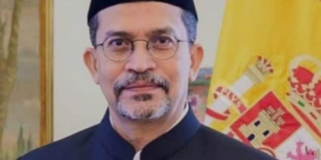 Novel Terbaru Karya Dr Muhammad Najib “Mencari Nur”(Seri-19): Pencakar Langit Pertama di Dunia Novel Terbaru Karya Dr Muhammad Najib “Mencari Nur”(Seri-19): Pencakar Langit Pertama di Dunia